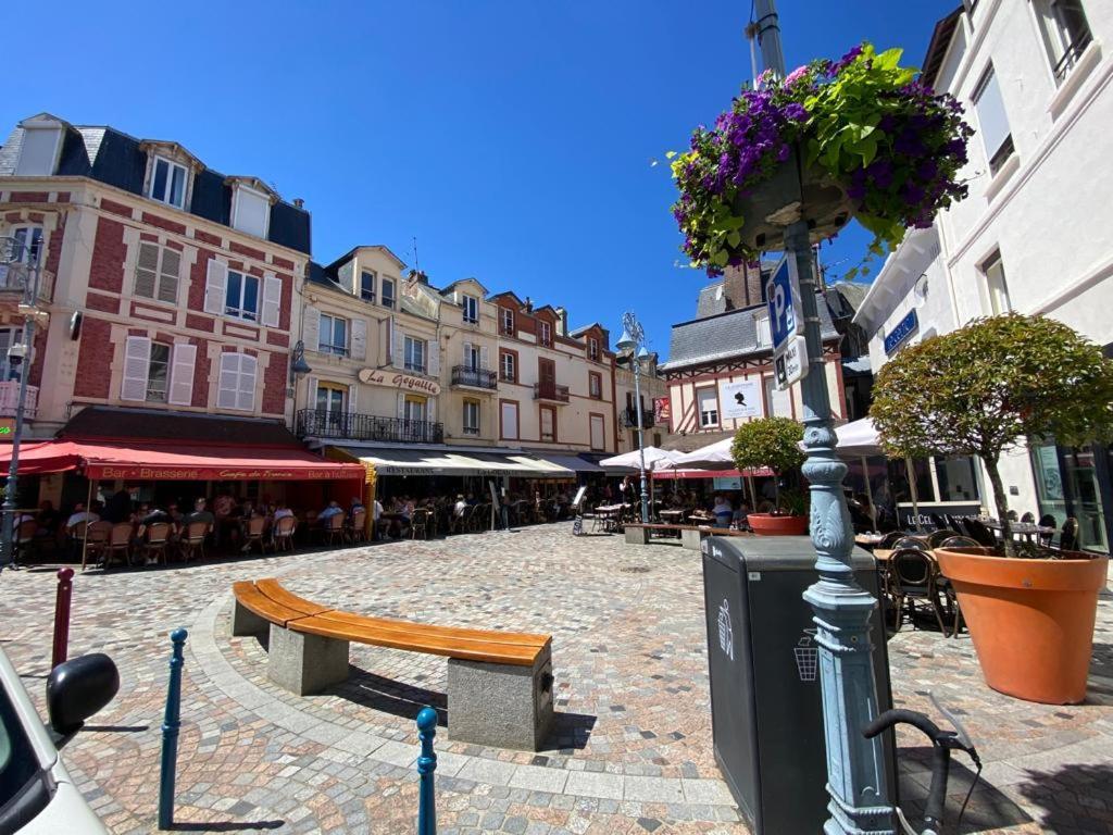 Апартаменты Les Pins Penches Вилле-сюр-Мер Экстерьер фото