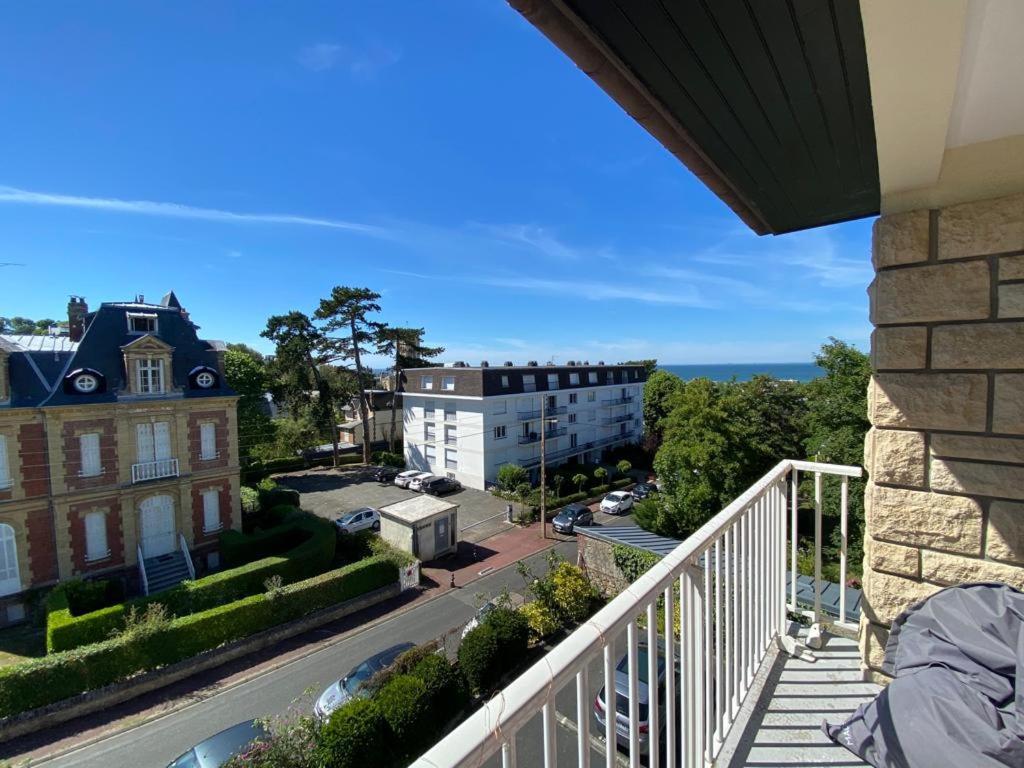 Апартаменты Les Pins Penches Вилле-сюр-Мер Экстерьер фото